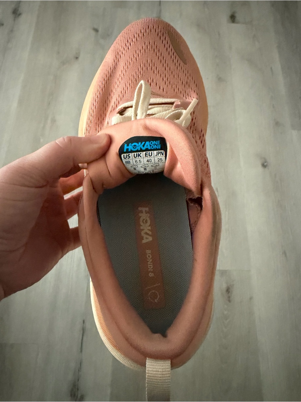 HOKA Bondi 8 Running Shoe - Picture 4 of 4